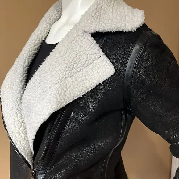 Beautiful winter jacket/ Size S - Picture 8 of 13